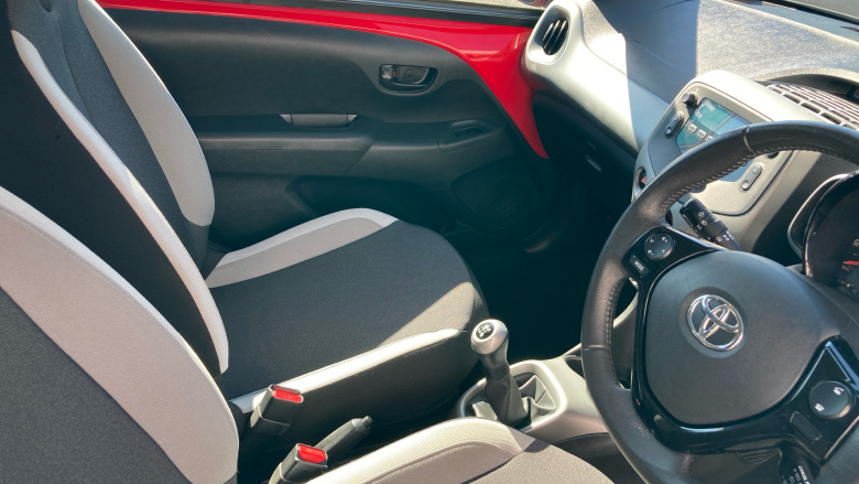 Toyota Aygo 1.0 VVT-i X-Play 3dr Petrol Hatchback